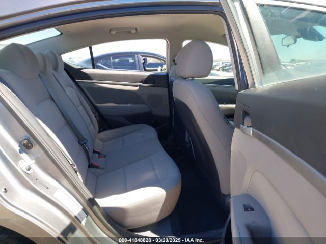 5NPD84LF1KH457469 Hyundai ELANTRA SEL
