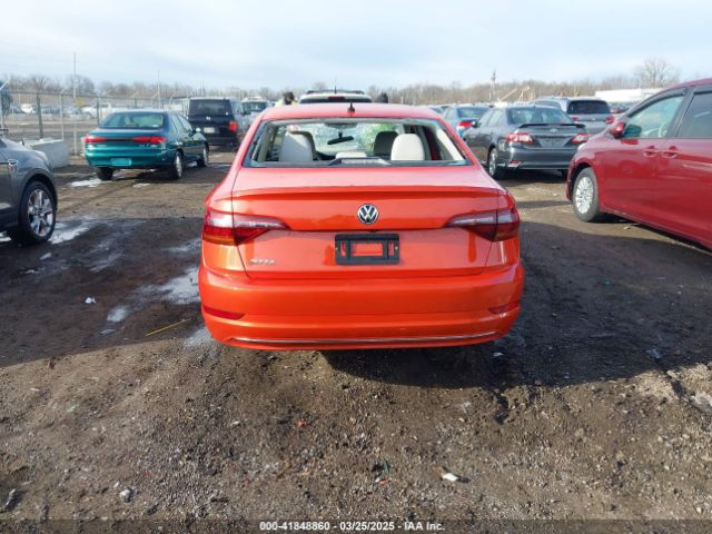 3VWN57BU0KM174678 Volkswagen Jetta 1.4t S