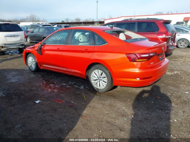 3VWN57BU0KM174678 Volkswagen Jetta 1.4t S