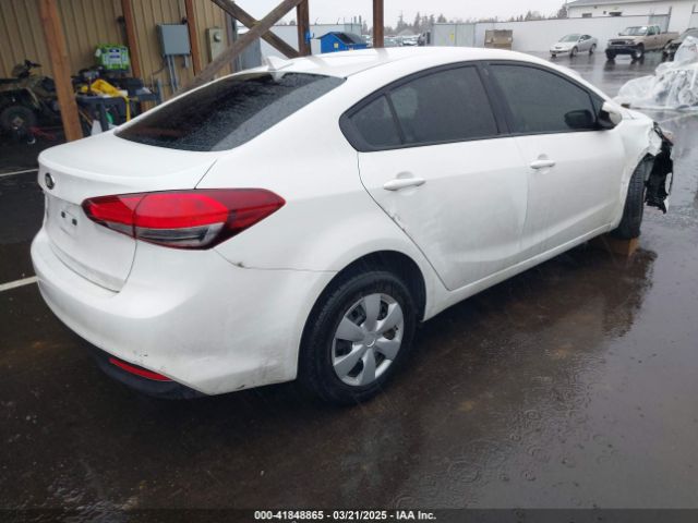 3KPFK4A70JE245753 KIA FORTE LX