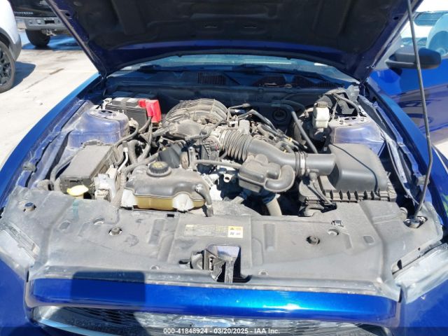 1ZVBP8AM8E5318735 Ford Mustang V6