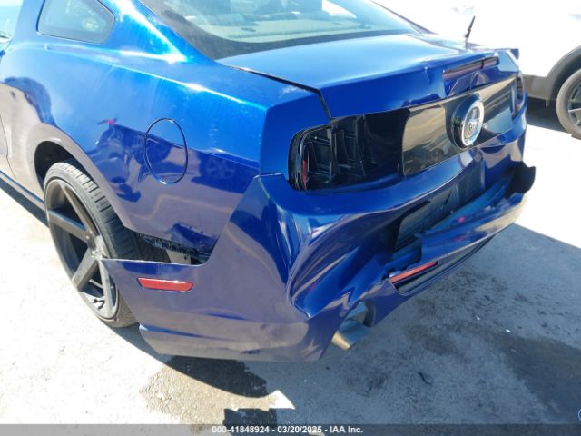 1ZVBP8AM8E5318735 Ford Mustang V6