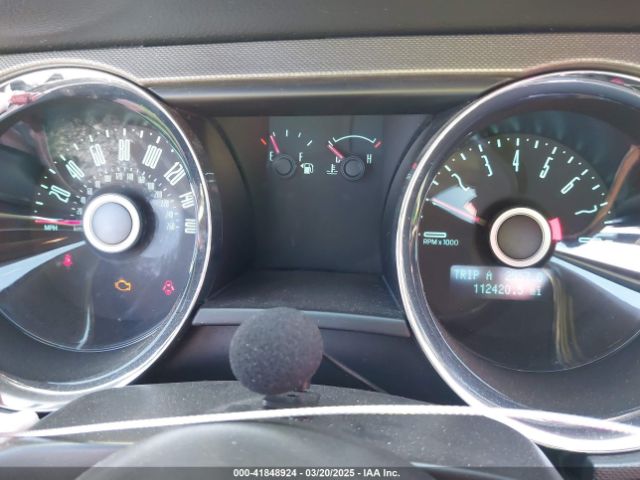 1ZVBP8AM8E5318735 Ford Mustang V6