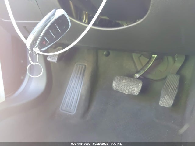 1G1ZD5ST0KF139084 Chevrolet MALIBU LT