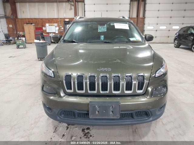 1C4PJMCSXGW104146 Jeep Cherokee Latitude