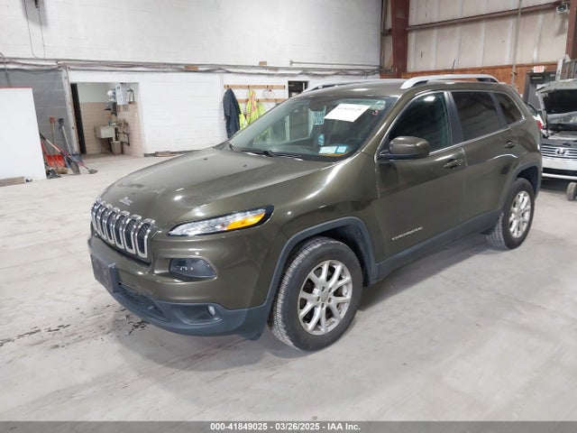 1C4PJMCSXGW104146 Jeep Cherokee Latitude