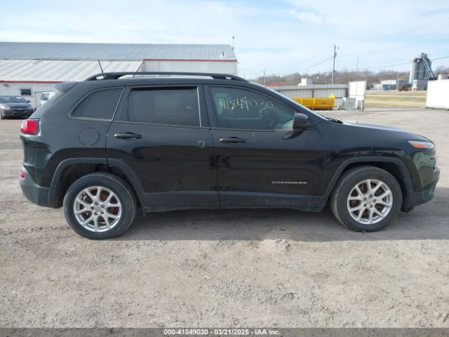 1C4PJLAB7HW669467 Jeep Cherokee