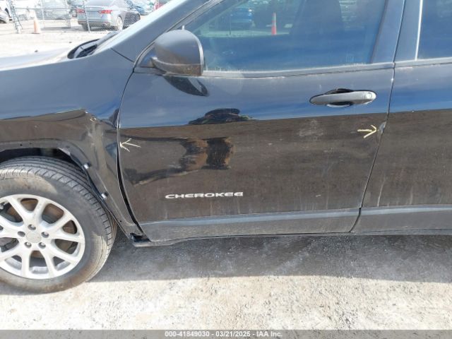 1C4PJLAB7HW669467 Jeep Cherokee