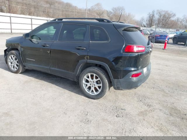 1C4PJLAB7HW669467 Jeep Cherokee