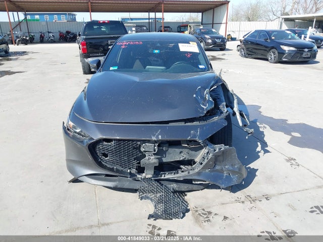 JM1BPAMM8K1120231 Mazda Mazda3 Preferred Package