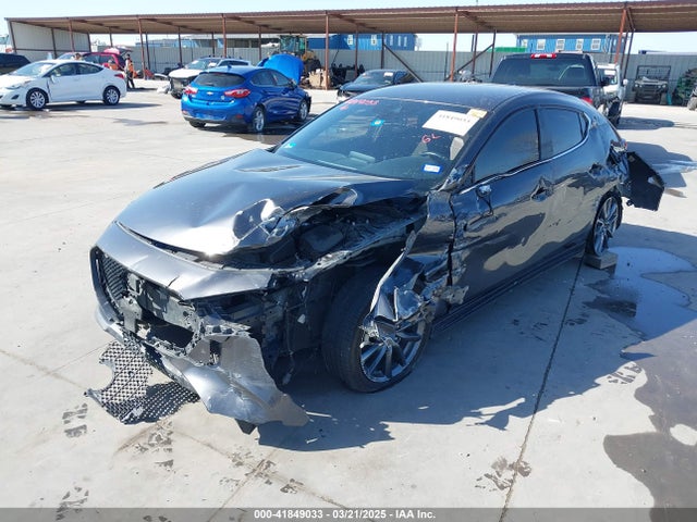 JM1BPAMM8K1120231 Mazda Mazda3 Preferred Package