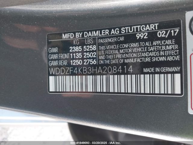 WDDZF4KB3HA208414 Mercedes-Benz E 300 4matic
