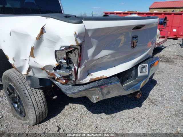 1C6RR7FGXMS507175 RAM 1500 Classic Tradesman  4x4 6'4 Box