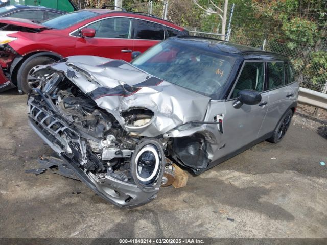2024 MINI CLUBMAN WMWXJ1C01R2U67732 Photo 1