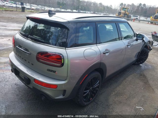 2024 MINI CLUBMAN WMWXJ1C01R2U67732 Photo 3