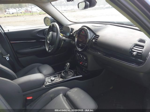 2024 MINI CLUBMAN WMWXJ1C01R2U67732 Photo 4