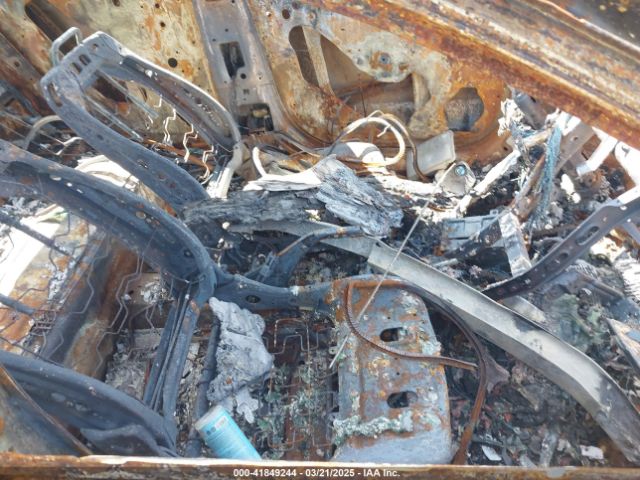 2014 CHEVROLET CRUZE 1G1PC5SB1E7442780 Photo 4