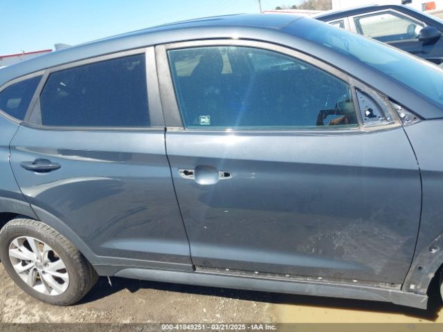 KM8J23A40KU894803 Hyundai TUCSON SE