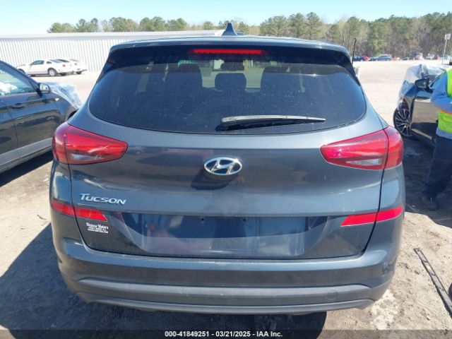 KM8J23A40KU894803 Hyundai TUCSON SE