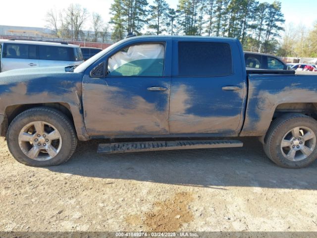 3GCUKREC0JG397953 Chevrolet Silverado 1500 2lt