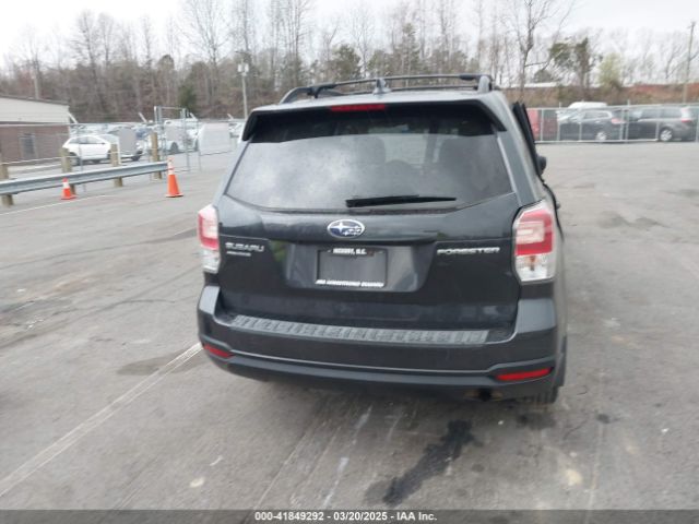 JF2SJAGC0JH495400 Subaru Forester 2.5i Premium
