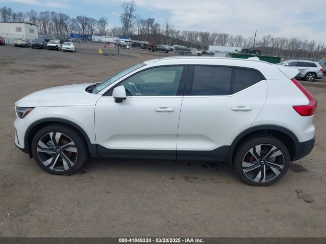 YV4L12UF8R2317284 Volvo Xc40 B5 Ultimate Bright Theme