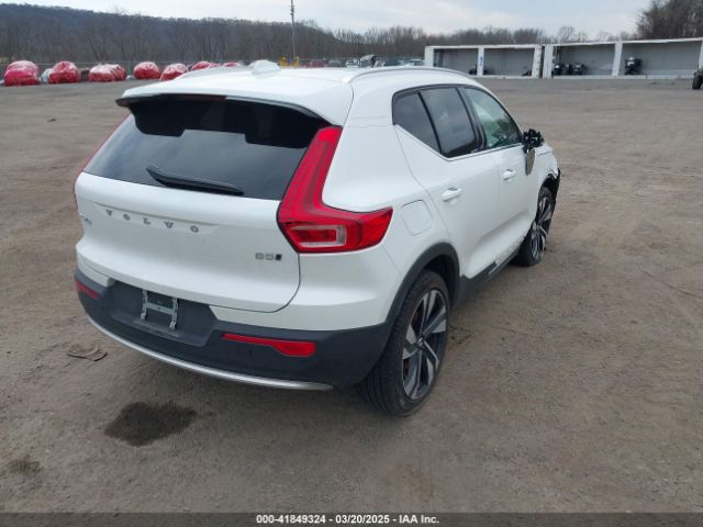 YV4L12UF8R2317284 Volvo Xc40 B5 Ultimate Bright Theme