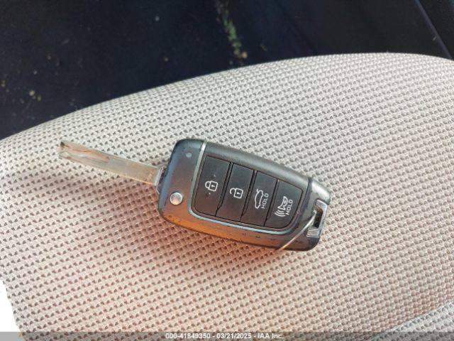 3KPC24A69NE169448 Hyundai ACCENT SE