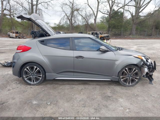 KMHTC6AE8GU272716 Hyundai Veloster Turbo