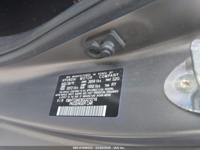 KMHTC6AE8GU272716 Hyundai Veloster Turbo