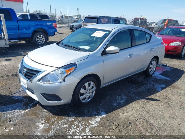 3N1CN7AP4JL880811 Nissan Versa 1.6 Sv