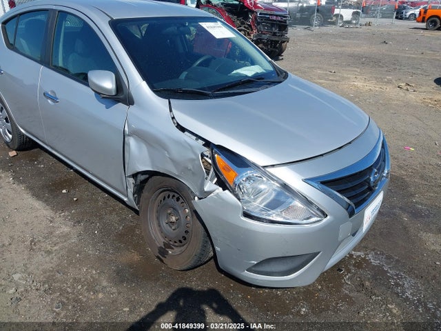 3N1CN7AP4JL880811 Nissan Versa 1.6 Sv