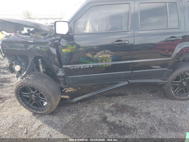 1C4NJRFB8HD122240 Jeep Patriot High Altitude 4x4