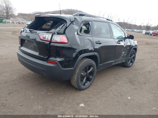 1C4PJMLB6KD389996 Jeep Cherokee Altitude 4x4