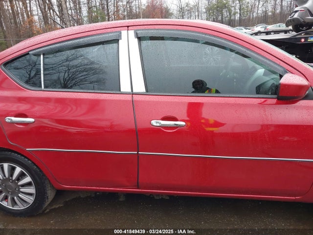 3N1CN7AP7FL828807 Nissan Versa 1.6 Sv