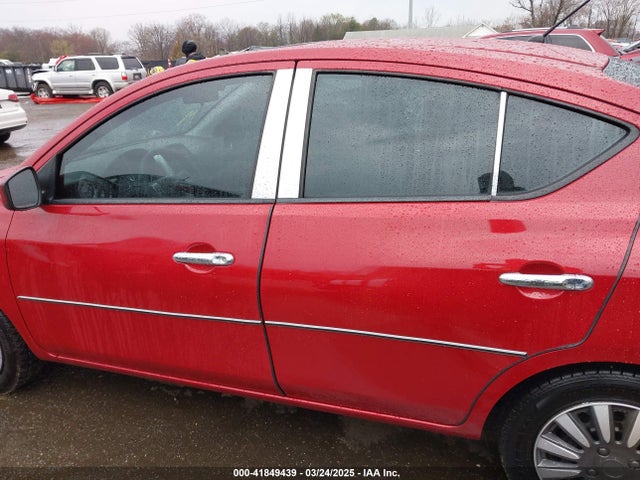 3N1CN7AP7FL828807 Nissan Versa 1.6 Sv