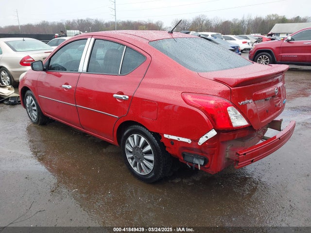 3N1CN7AP7FL828807 Nissan Versa 1.6 Sv