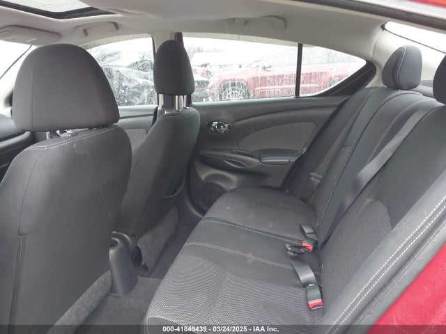 3N1CN7AP7FL828807 Nissan Versa 1.6 Sv