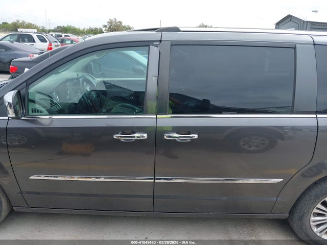 2C4RC1CG7ER300693 Chrysler Town & Country Touring-l 30th Anniversary