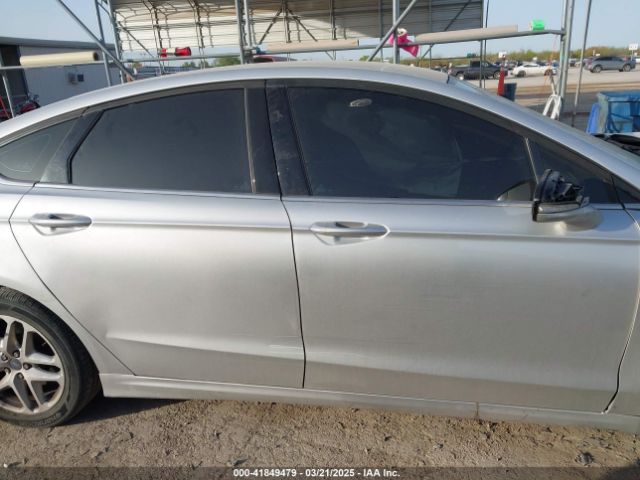 3FA6P0H72GR175115 Ford FUSION SE