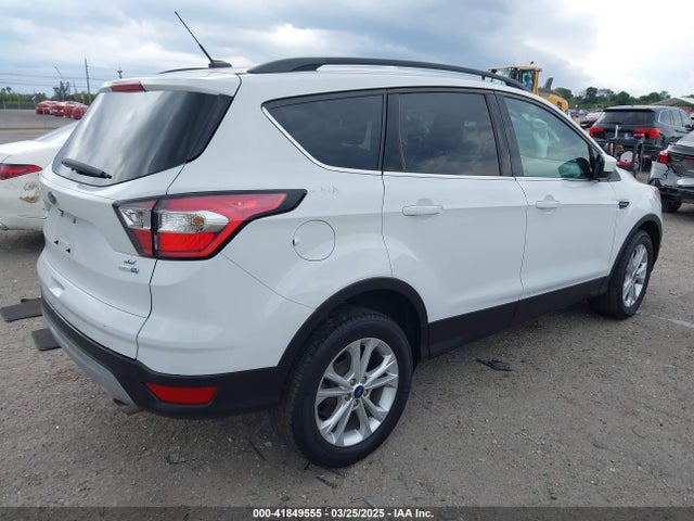 1FMCU9GD0JUD41340 Ford ESCAPE SE