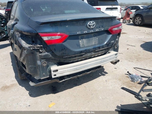4T1B11HK6JU664407 Toyota CAMRY SE