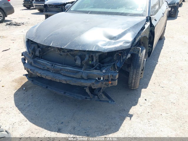 4T1B11HK6JU664407 Toyota CAMRY SE