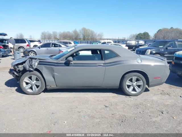 2C3CDZAG7JH241850 Dodge Challenger Sxt