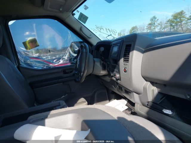 1N6BF0LY0GN805855 Nissan Nv Cargo Nv2500 Hd Sv V6