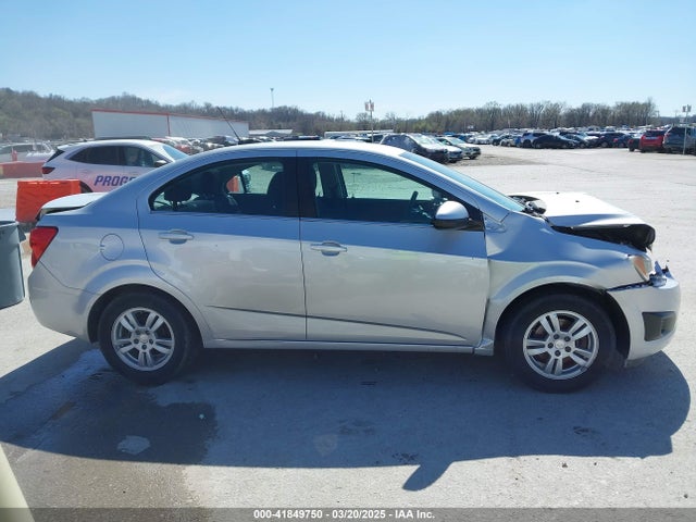 1G1JC5SH9F4155801 Chevrolet Sonic Lt Auto