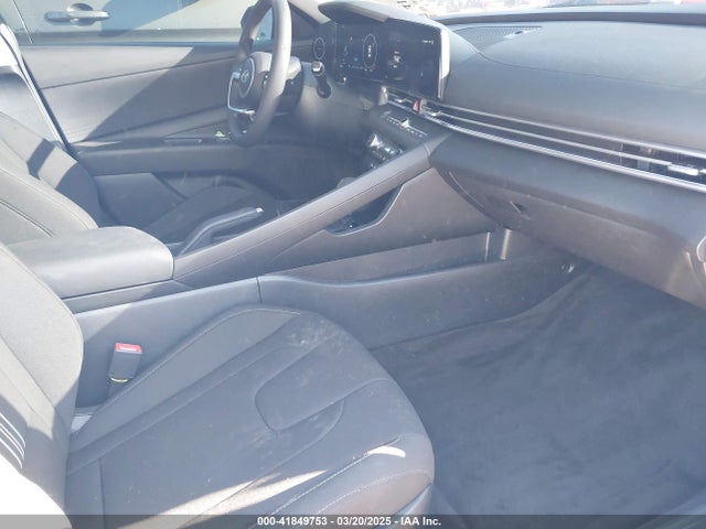 KMHLM4DG4RU760241 Hyundai ELANTRA SEL