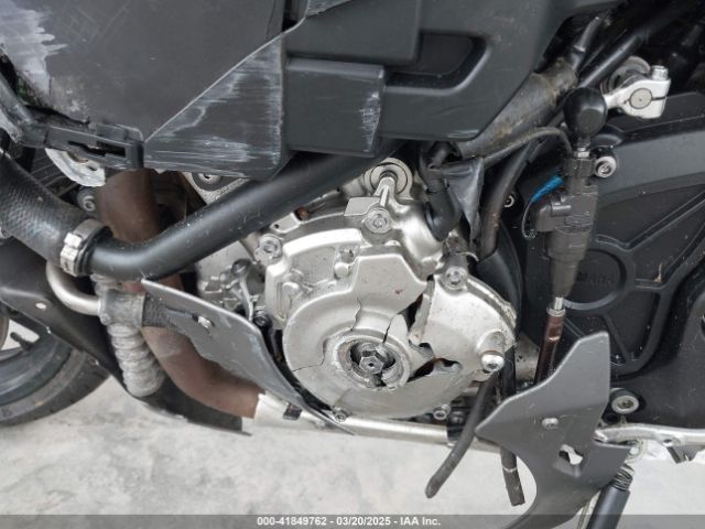 2016 YAMAHA YZFR1S JYARN42E3GA001328 Photo 8