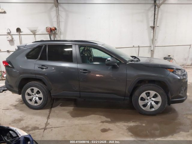 2T3F1RFV4KC036501 Toyota RAV4 LE