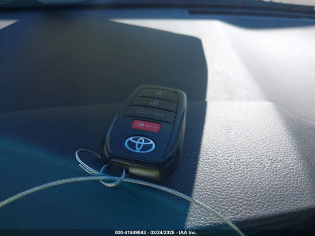 JTEAAAAH8PJ134055 Toyota VENZA LE